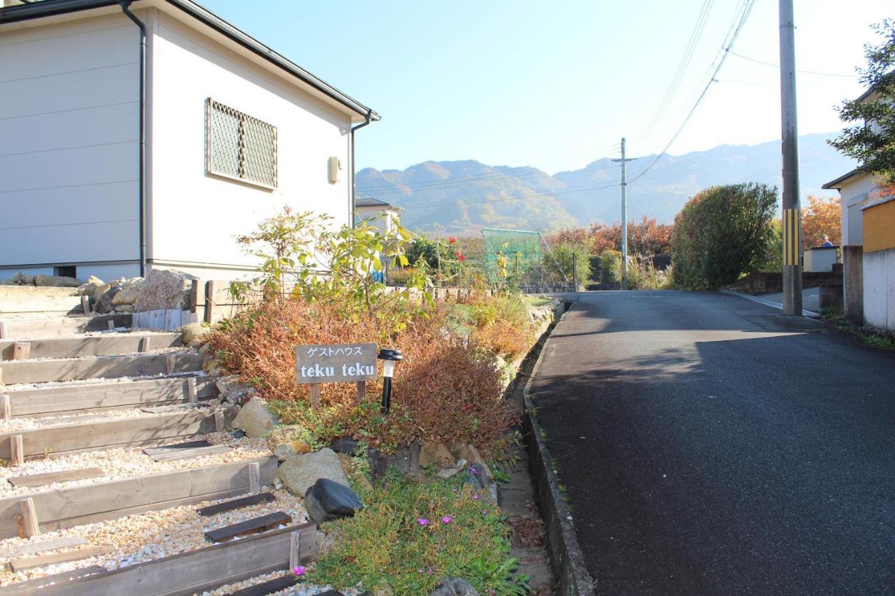 Hotel Yamanobenomichi Teku Teku à Tenri Extérieur photo